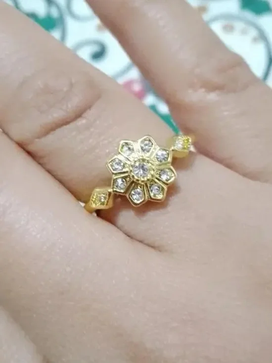 Size 6, 18k gold plated Delicate Floral Ring with stones Accents - Women Jewelry - Picture 2 of 4